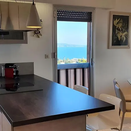 Casa-martine Vue Sur Et Parking Prive