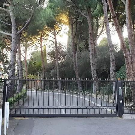 Casa-martine Vue Sur Et Parking Prive Nizza